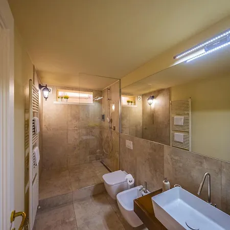 Foresteria Bella 4*